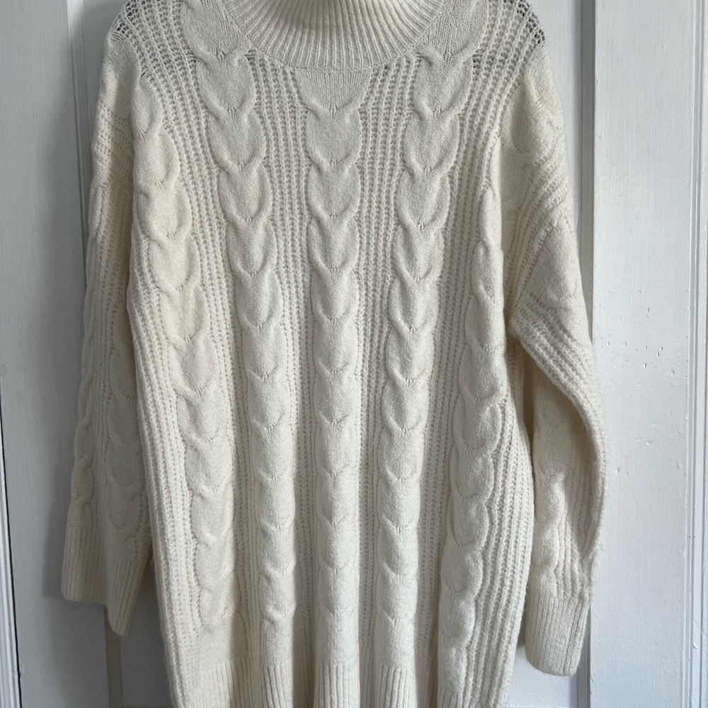 Knox Rose Ivory Cable Knit Turtleneck Sweater